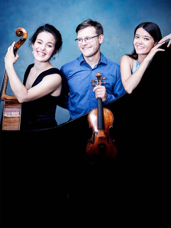 Das Accio Piano Trio zu hören im Konzert bei Elysium Concerts
