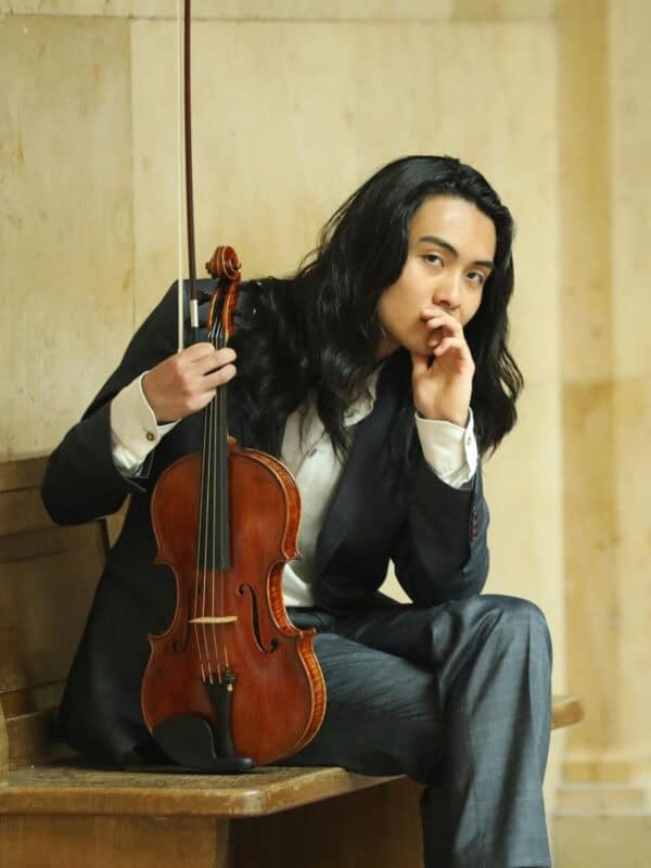 Kairi Fuse, Bratscher in einem Konzert in der Saison 2025/26 bei Elysium Concerts.