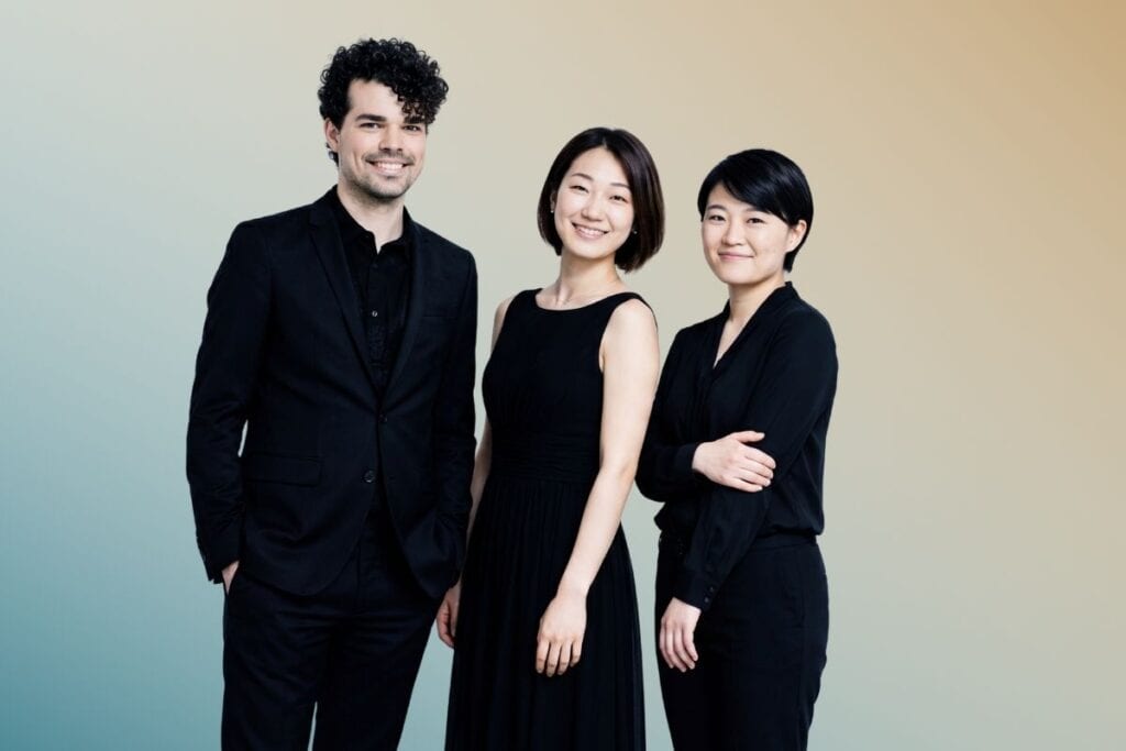 Simon Luethy, Haruka Ogawa und Hyejin Kim beim Konzert Aurora von Elysium Concerts im Schloss Nymphenburg